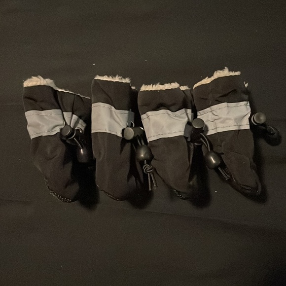 💥NWOT💥 🐾Fleece lined Dog booties Size-#2 🐾 - Picture 5 of 8